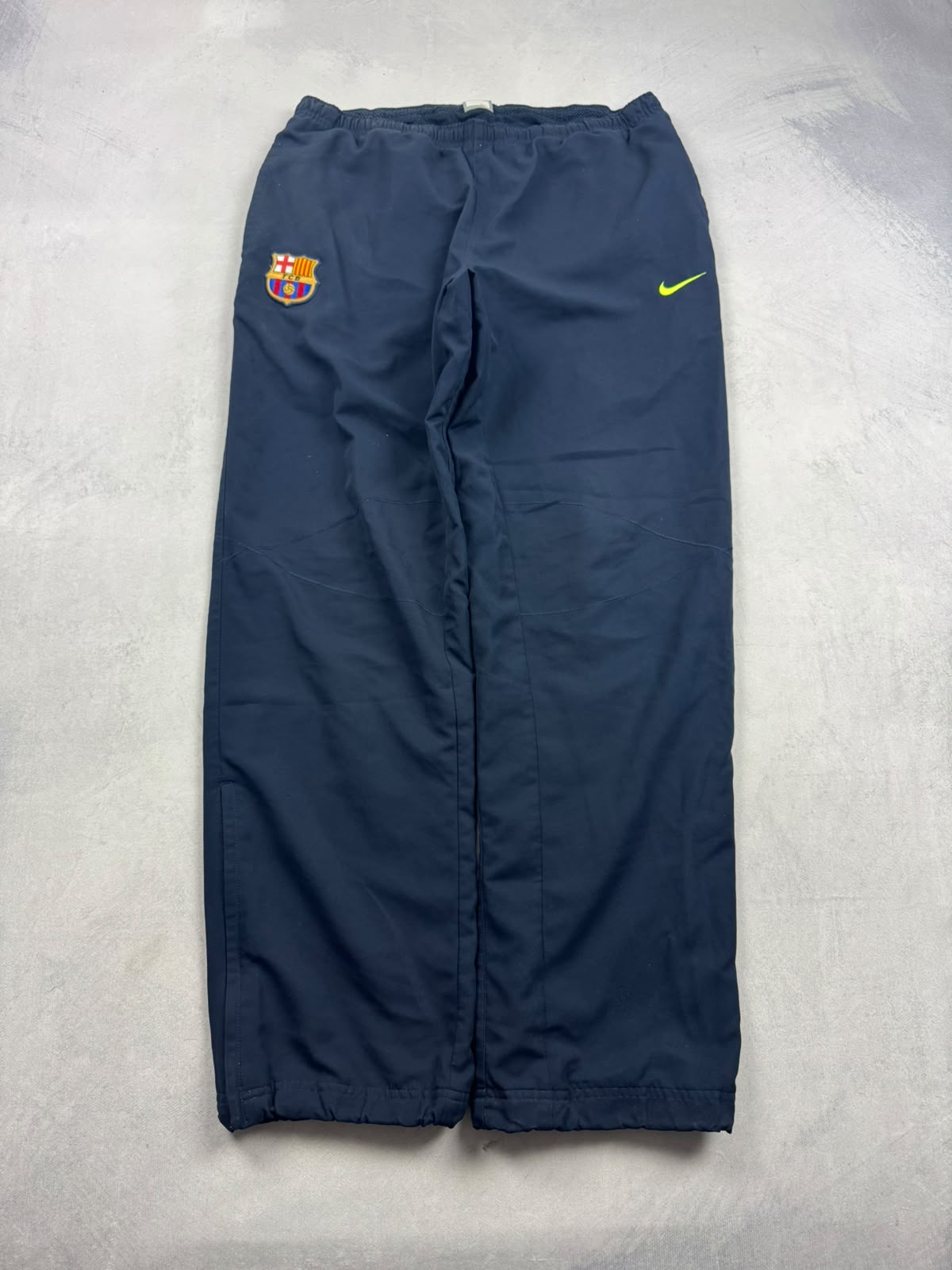 Barcelona Nike Trackpants | M