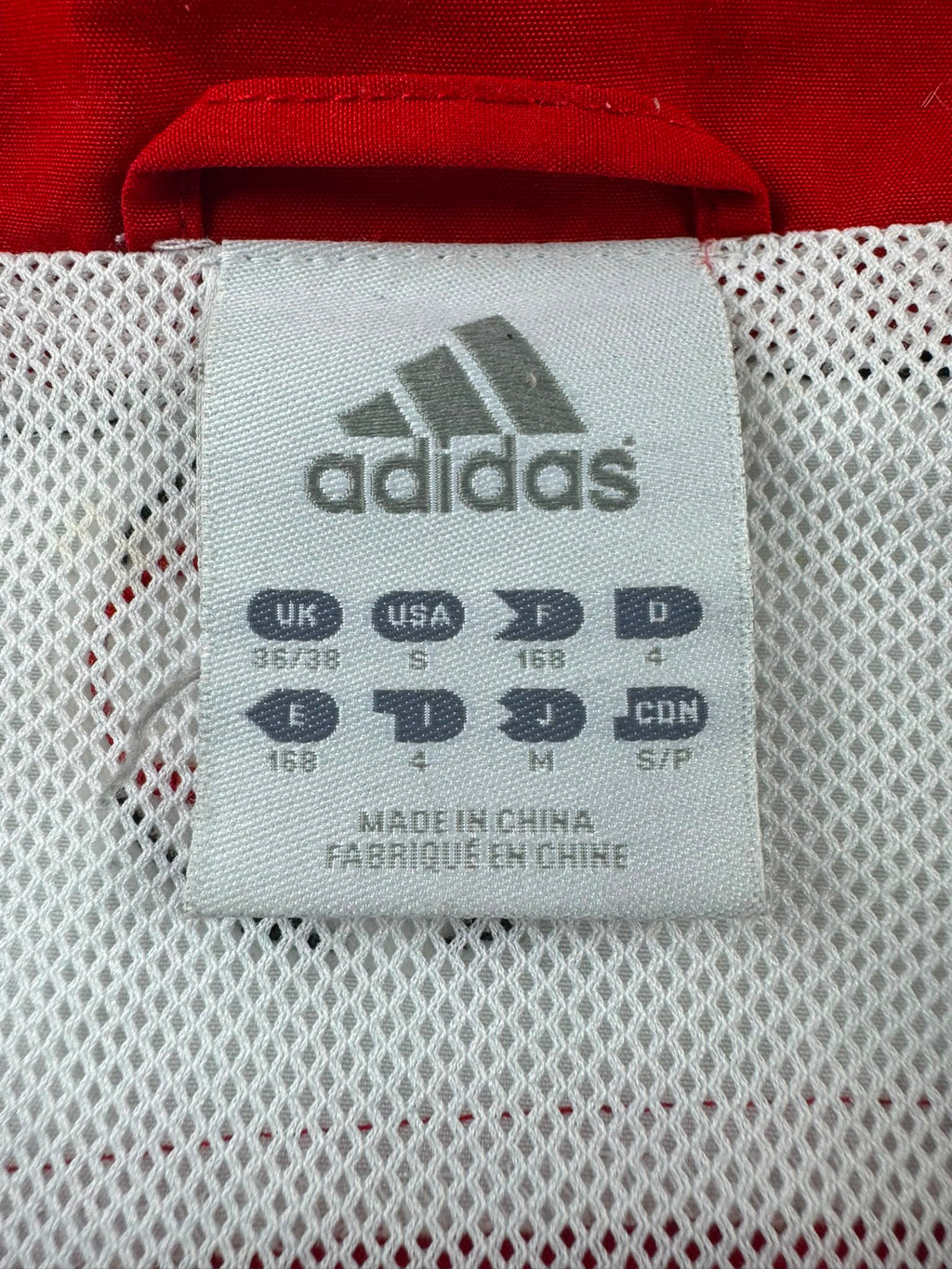 Liverpool Adidas Trackjacket | S