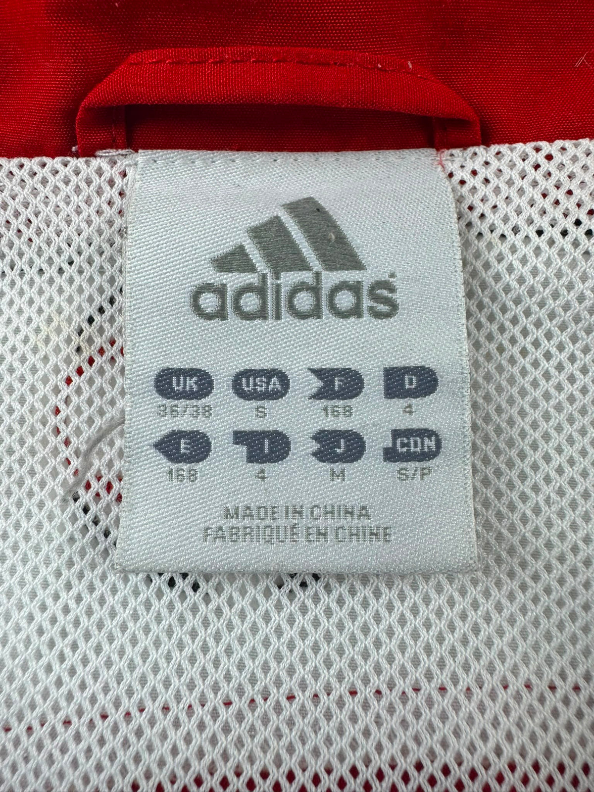 Liverpool Adidas Trackjacket | S